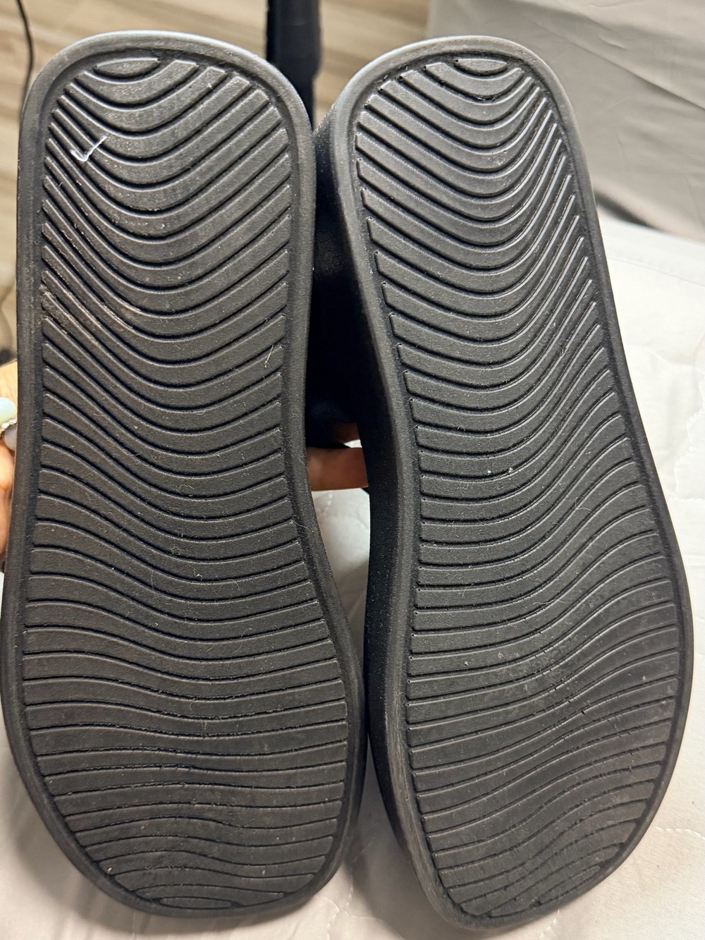 Steve Madden Janice platform wedge sandals, featuring black elastic straps. - Picture 5 of 10